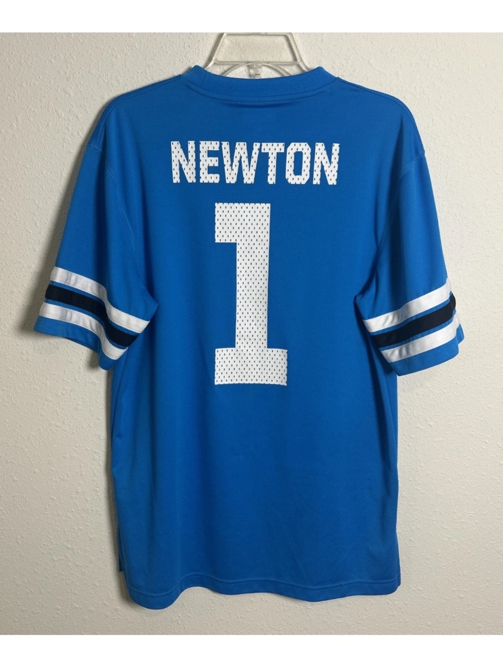 Carolina Panthers Cam Newton #1 Jersey Shirt Men’s Med Blue NFL Team Apparel